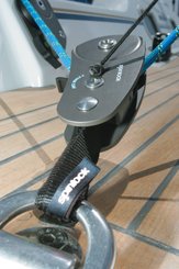Accastillage et gréement - NA - Poulie bloqueuse volante Ø50mm pour cordage Ø6-10mm 800 kg